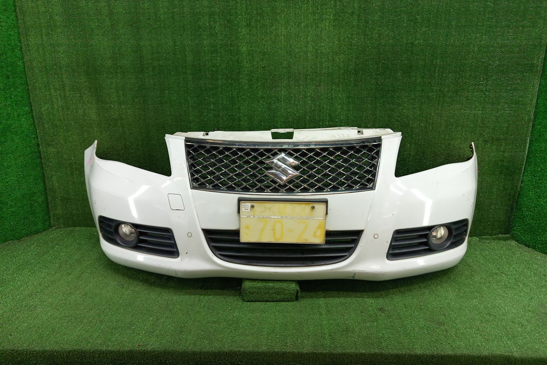 Бампер передний SUZUKI KIZASHI RE91S 14450 1 ракурс
