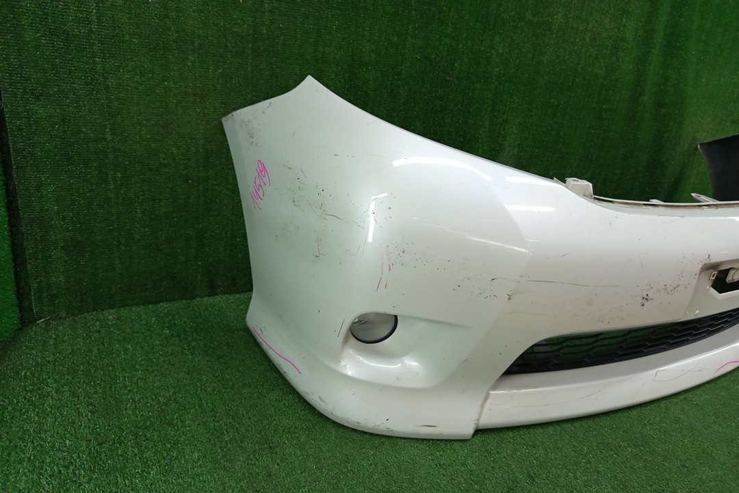 Бампер передний TOYOTA ISIS ZNM10, ZNM10W, ANM10, ANM10W, ANM15, ANM15W, ZGM10, ZGM10W, ZGM11, ZGM11W, ZGM15, ZGM15W, ANM10G, ZGM10G, ANM15G, ZNM10G, ZGM11G, ZGM15G 14519 2 ракурс
