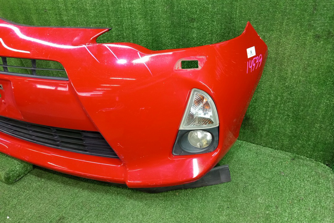 Бампер передний TOYOTA AQUA NHP10 14539 4 ракурс