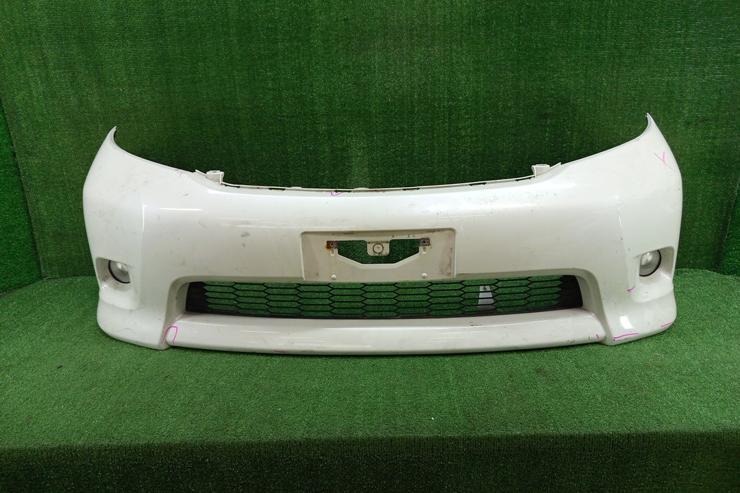 Бампер передний TOYOTA ISIS ZNM10, ZNM10W, ANM10, ANM10W, ANM15, ANM15W, ZGM10, ZGM10W, ZGM11, ZGM11W, ZGM15, ZGM15W, ANM10G, ZGM10G, ANM15G, ZNM10G, ZGM11G, ZGM15G 14540 1 ракурс