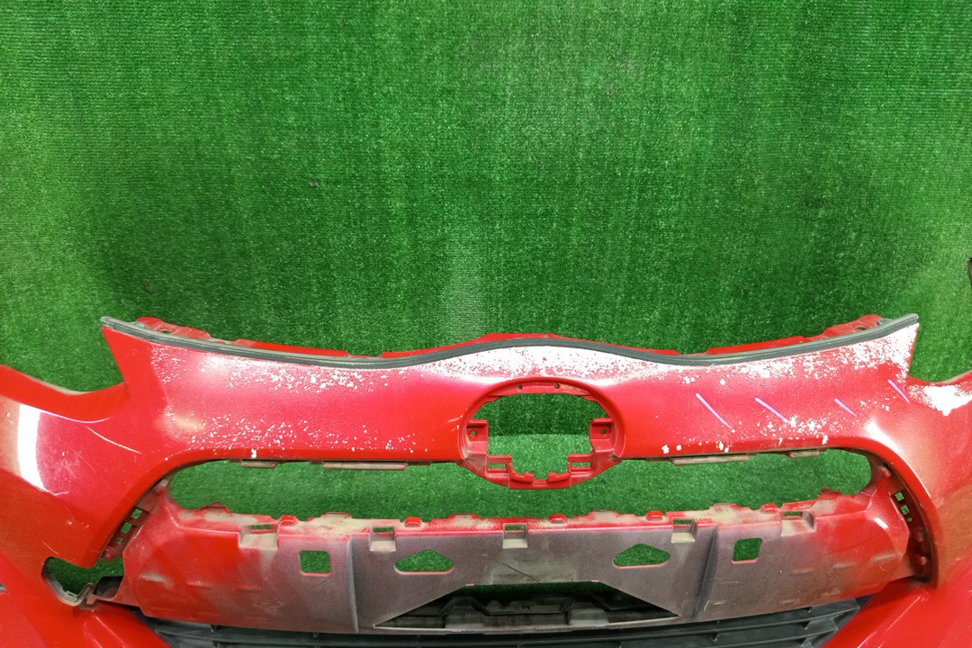 Бампер передний TOYOTA AQUA NHP10 14543 4 ракурс