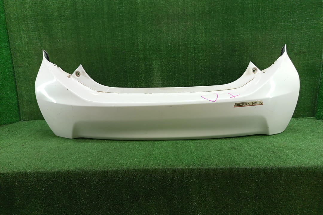 Бампер задний TOYOTA AQUA NHP10 14585 1 ракурс