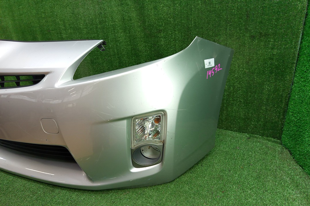 Бампер передний TOYOTA PRIUS ZVW30 14592 3 ракурс