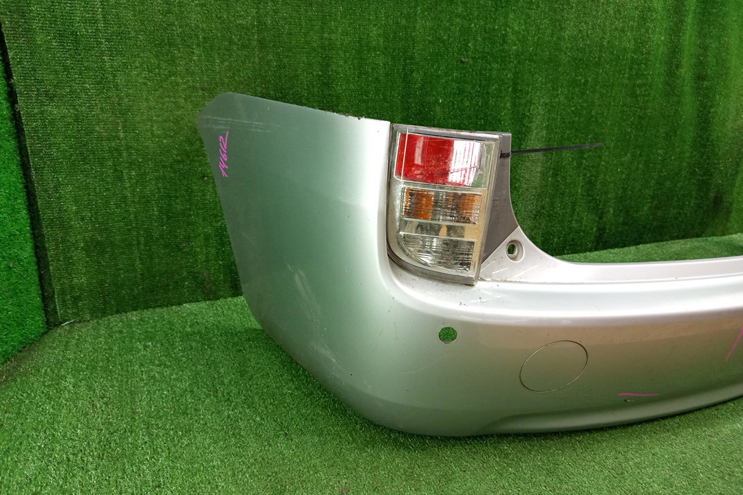 Бампер задний TOYOTA ISIS ZNM10, ZNM10W, ANM10, ANM10W, ANM15, ANM15W, ZGM10, ZGM10W, ZGM11, ZGM11W, ZGM15, ZGM15W, ANM10G, ZGM10G, ANM15G, ZNM10G, ZGM11G, ZGM15G 14612 2 ракурс