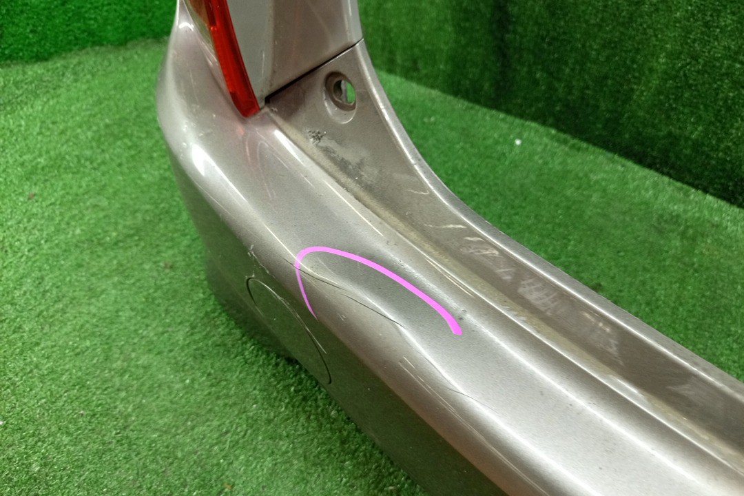 Бампер задний TOYOTA ISIS ZNM10, ZNM10W, ANM10, ANM10W, ANM15, ANM15W, ZGM10, ZGM10W, ZGM11, ZGM11W, ZGM15, ZGM15W, ANM10G, ZGM10G, ANM15G, ZNM10G, ZGM11G, ZGM15G 14621 4 ракурс
