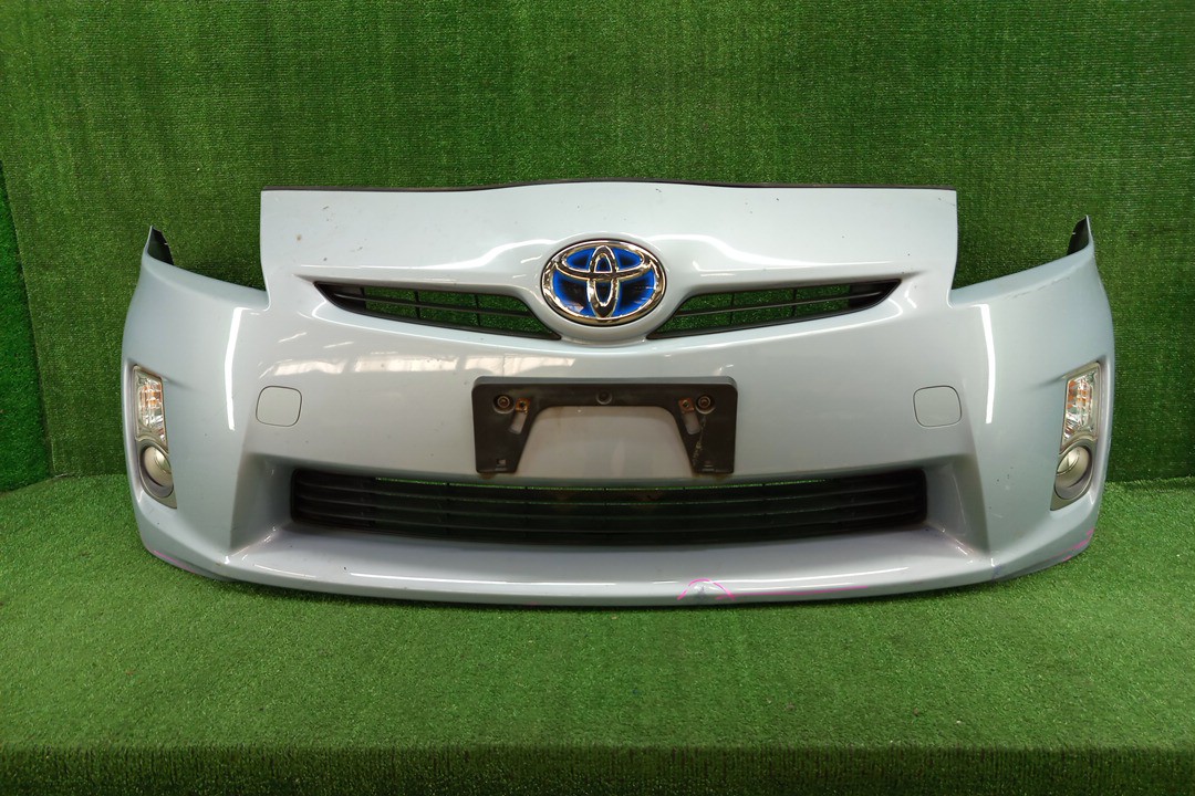 Бампер передний TOYOTA PRIUS ZVW30 14818 1 ракурс