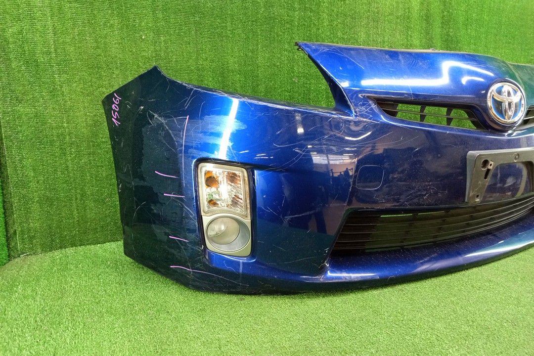 Бампер передний TOYOTA PRIUS ZVW30 15061 2 ракурс