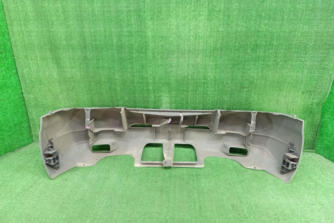 Бампер передний MAZDA BONGO SKP2V 15083 4 ракурс Бампер передний MAZDA BONGO SKP2V 15083 4 ракурс