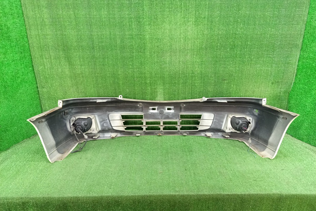 Бампер передний NISSAN PRESAGE U30, NU30, TU30, TNU30, HU30, VNU30, VU30 15131 4 ракурс