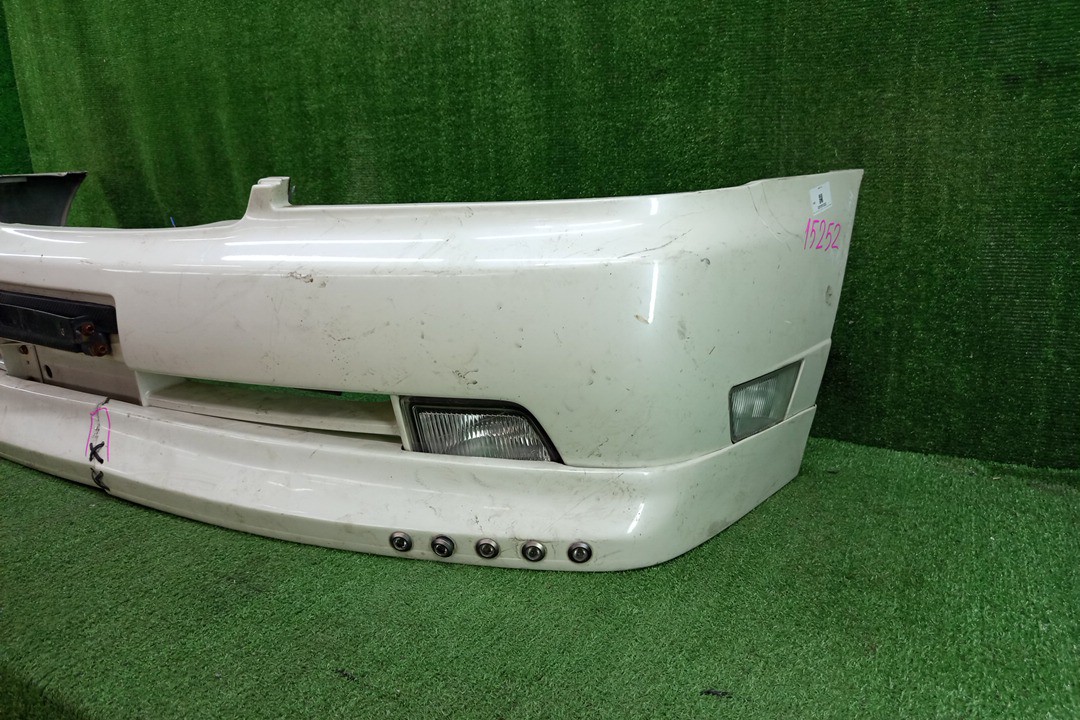 Бампер передний NISSAN LAUREL HC35, GNC35, GC35 15252 3 ракурс Бампер передний NISSAN LAUREL HC35, GNC35, GC35 15252 3 ракурс