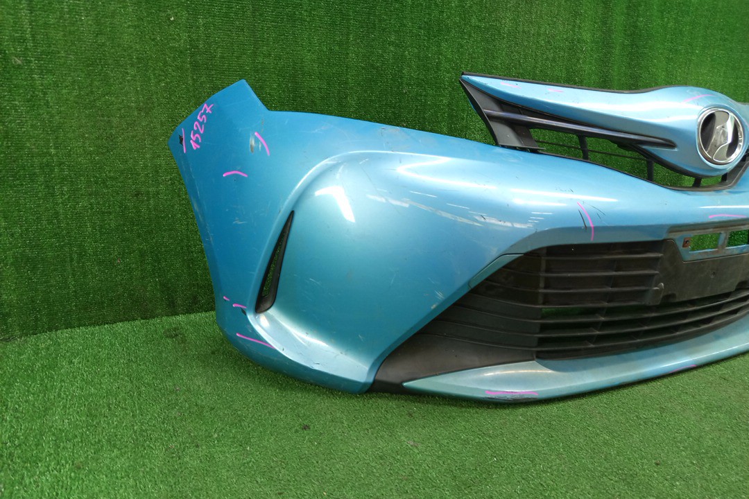 Бампер передний TOYOTA VITZ, YARIS KSP130, NSP130, NSP135, NCP131 15257 2 ракурс Бампер передний TOYOTA VITZ, YARIS KSP130, NSP130, NSP135, NCP131 15257 2 ракурс