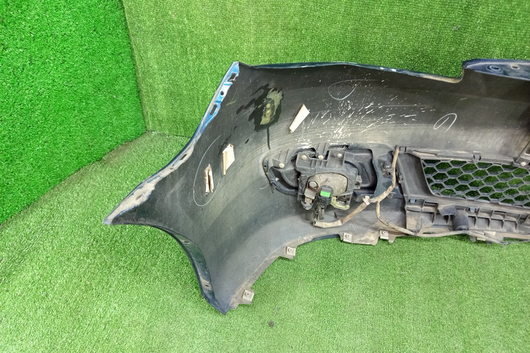 Бампер передний MAZDA AXELA, MAZDA3, 3 BK5P, BK3P, BKEP, BK WAGON 5 ракурс Бампер передний MAZDA AXELA, MAZDA3, 3 BK5P, BK3P, BKEP, BK WAGON 5 ракурс