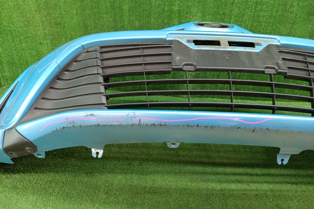 Бампер передний TOYOTA VITZ, YARIS KSP130, NSP130, NSP135, NCP131 15689 4 ракурс Бампер передний TOYOTA VITZ, YARIS KSP130, NSP130, NSP135, NCP131 15689 4 ракурс