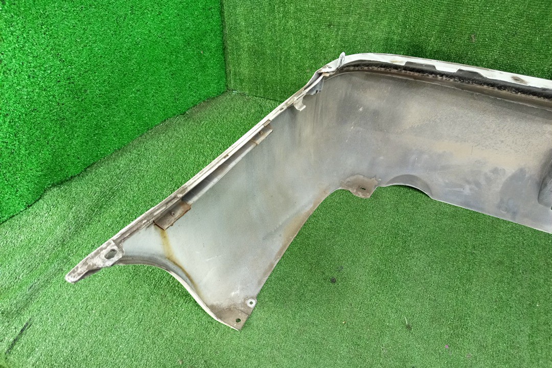 Бампер задний TOYOTA SPRINTER AE100, AE101, AE109, EE101, AE104, CE107, CE100, CE109, EE108 SEDAN 5 ракурс Бампер задний TOYOTA SPRINTER AE100, AE101, AE109, EE101, AE104, CE107, CE100, CE109, EE108 SEDAN 5 ракурс