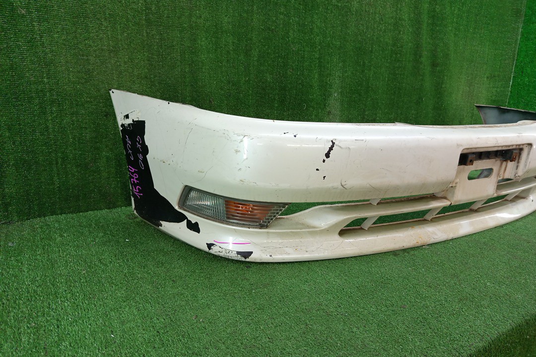 Бампер передний TOYOTA MARK II GX90, JZX90, SX90, JZX91, JZX93, LX90 15764 2 ракурс Бампер передний TOYOTA MARK II GX90, JZX90, SX90, JZX91, JZX93, LX90 15764 2 ракурс