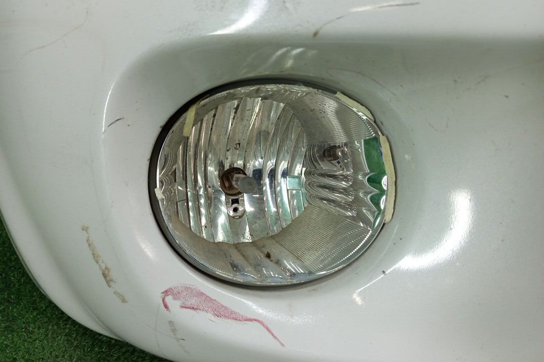Бампер передний TOYOTA RAV4 ACA21W 15825 3 ракурс Бампер передний TOYOTA RAV4 ACA21W 15825 3 ракурс