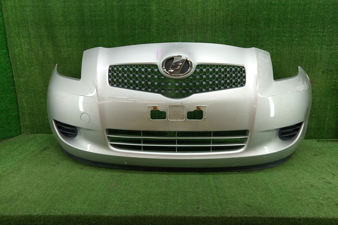 Бампер передний TOYOTA VITZ, YARIS NCP96, SCP90, KSP90, NCP95, NCP91 15927 1 ракурс Бампер передний TOYOTA VITZ, YARIS NCP96, SCP90, KSP90, NCP95, NCP91 15927 1 ракурс