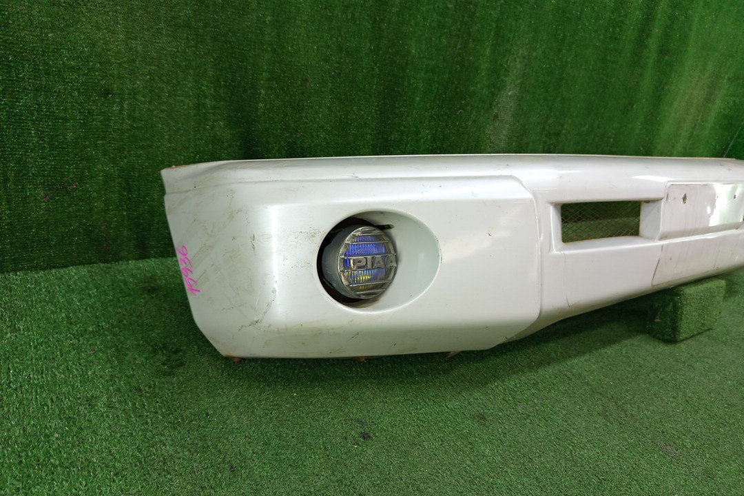 Бампер передний MITSUBISHI PAJERO IO H76W, H66W, H67W, H77W 15936 2 ракурс