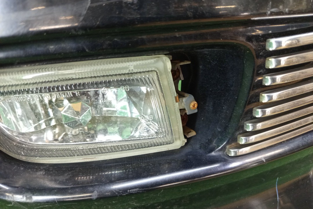 Бампер передний NISSAN SERENA TNC24, TC24, RC24, PC24, PNC24, VC24, VNC24 15959 3 ракурс