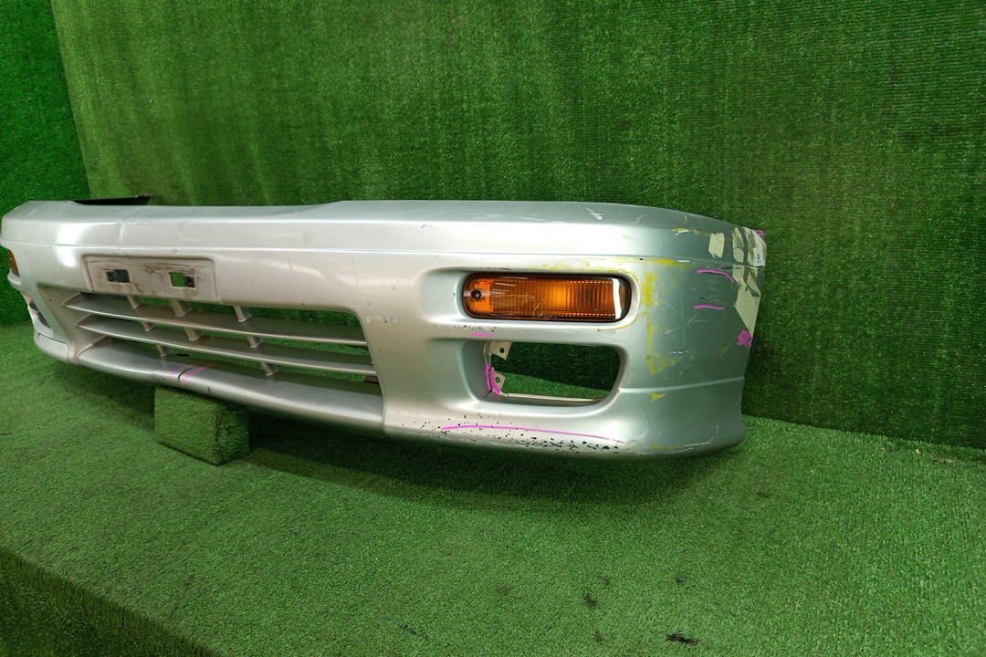 Бампер передний NISSAN BLUEBIRD SU14, QU14, ENU14, HU14, HNU14, EU14 16007 3 ракурс Бампер передний NISSAN BLUEBIRD SU14, QU14, ENU14, HU14, HNU14, EU14 16007 3 ракурс
