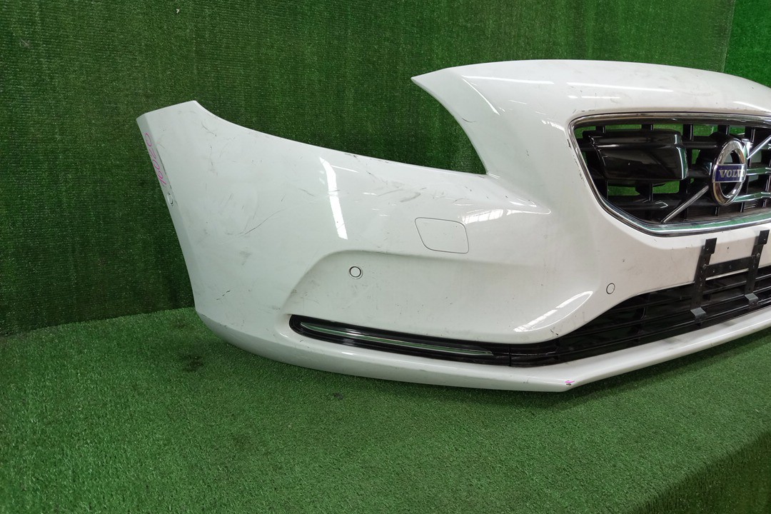 Бампер передний VOLVO V40 MZ63, MV, MV48 16020 2 ракурс