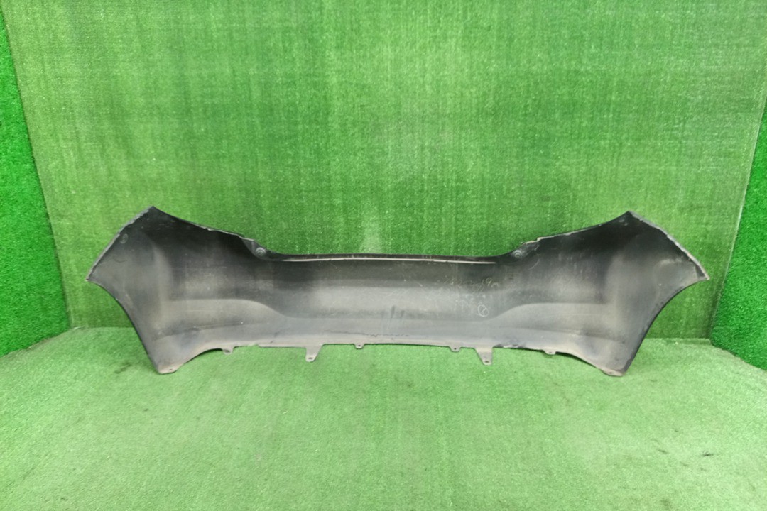 Бампер задний TOYOTA VITZ, YARIS KSP130, NSP130, NSP135, NCP131 16079 4 ракурс Бампер задний TOYOTA VITZ, YARIS KSP130, NSP130, NSP135, NCP131 16079 4 ракурс