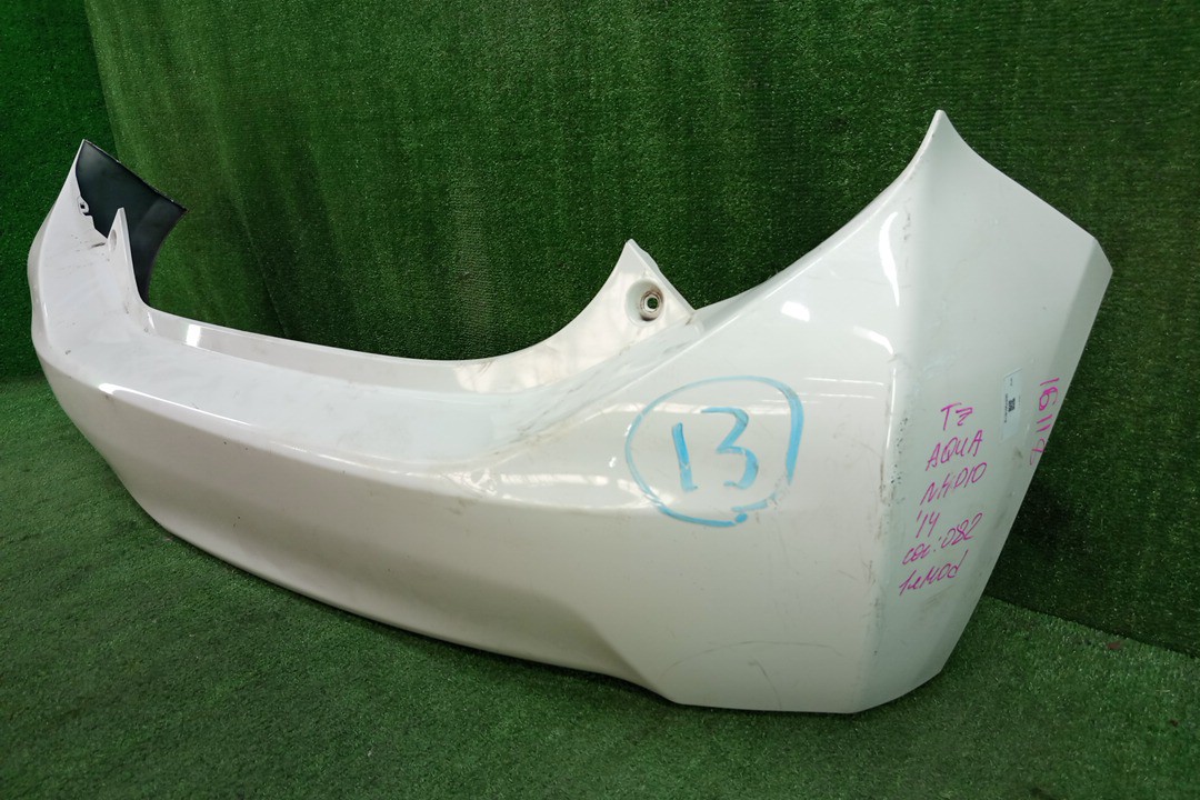 Бампер задний TOYOTA AQUA NHP10 16118 2 ракурс Бампер задний TOYOTA AQUA NHP10 16118 2 ракурс