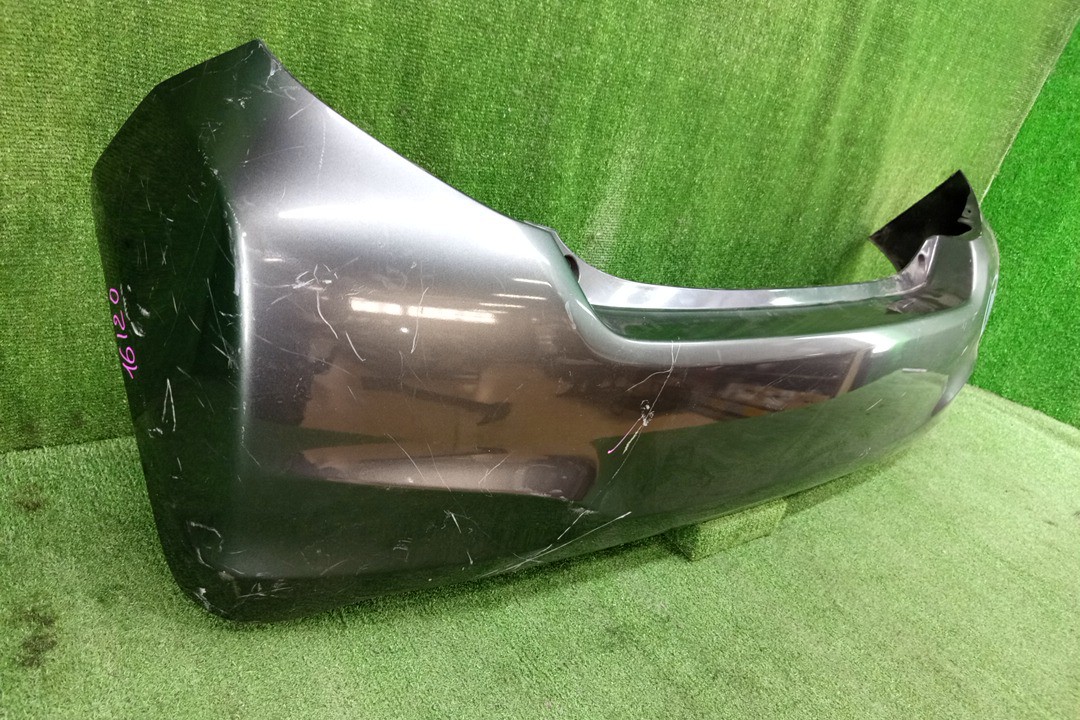 Бампер задний TOYOTA VITZ, YARIS KSP130, NSP130, NSP135, NCP131 16120 3 ракурс Бампер задний TOYOTA VITZ, YARIS KSP130, NSP130, NSP135, NCP131 16120 3 ракурс