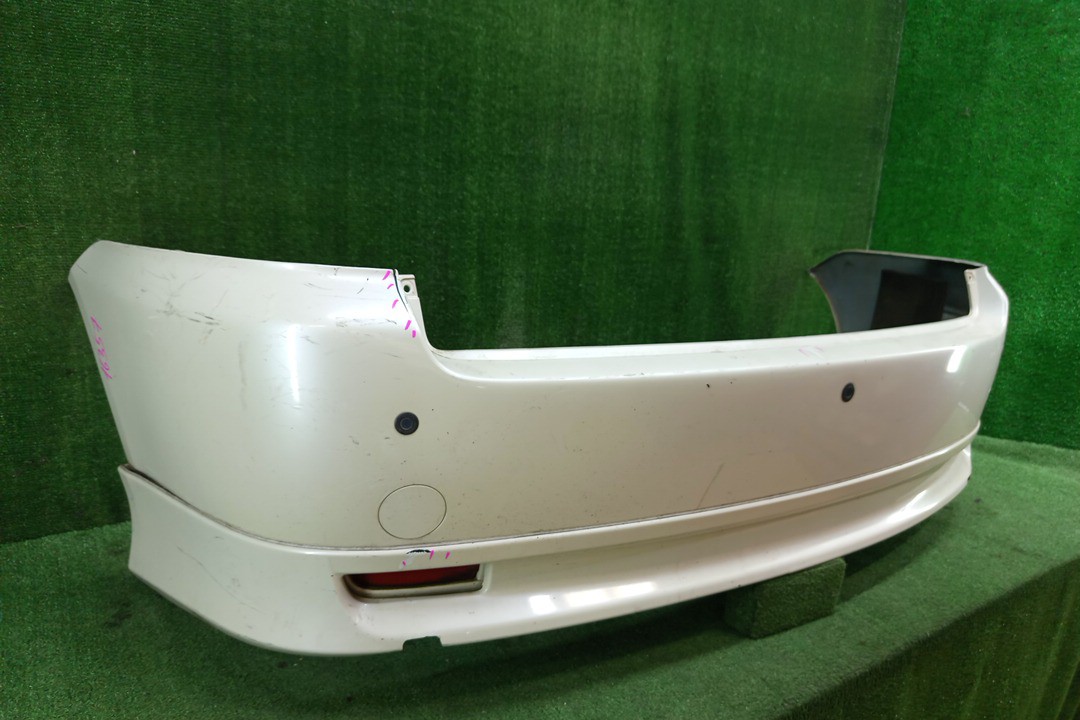 Бампер задний TOYOTA IPSUM ACM21W, ACM26W 16357 3 ракурс