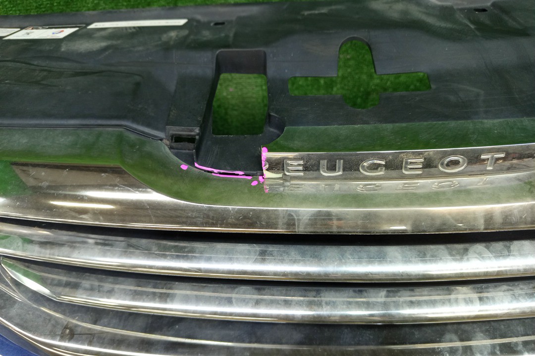 Бампер передний PEUGEOT 2008 A94 CROSSOVER 4 ракурс