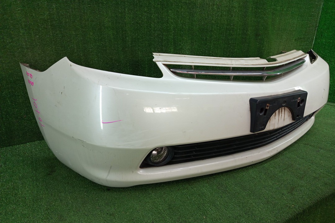 Бампер передний TOYOTA PRIUS NHW20 16701 3 ракурс Бампер передний TOYOTA PRIUS NHW20 16701 3 ракурс