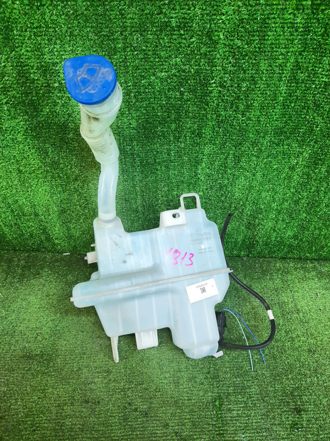 Бачок омывателя MAZDA AXELA BM6FJ 1813 2 ракурс
