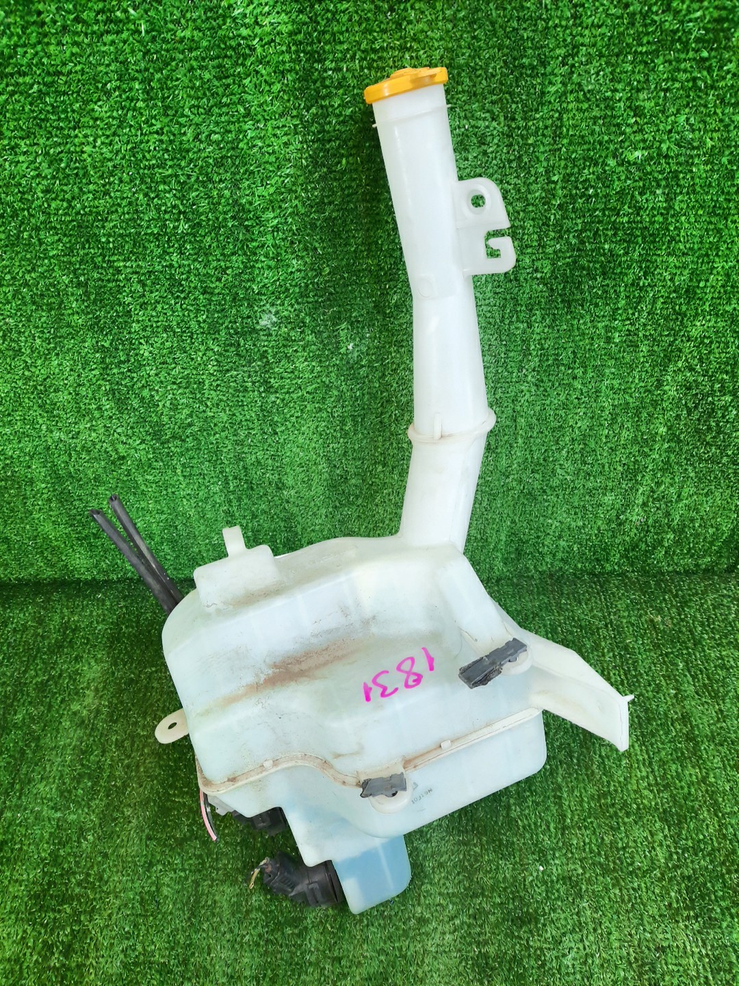 Бачок омывателя MAZDA CX-7 ER3P 1831 2 ракурс