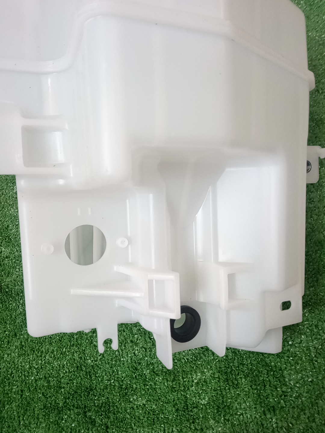 Бачок омывателя LEXUS GX550 VJA252W 85355-60420 3 ракурс