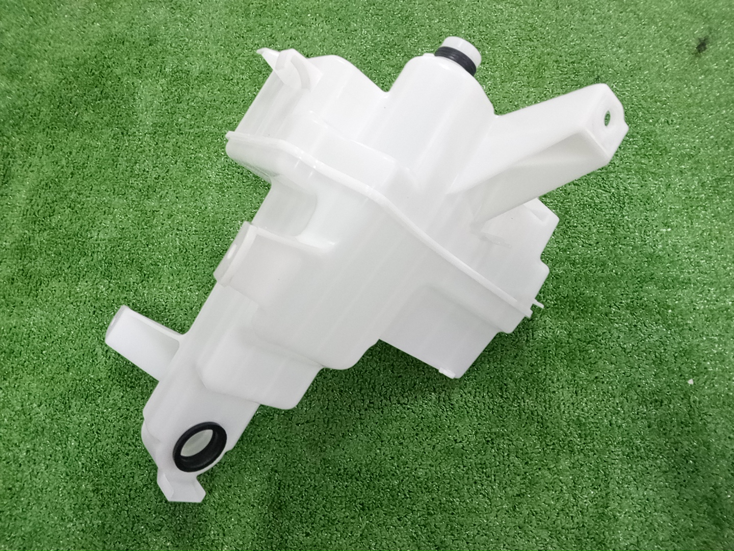 Бачок омывателя TOYOTA HARRIER ZSU60W 85315-42360 5 ракурс