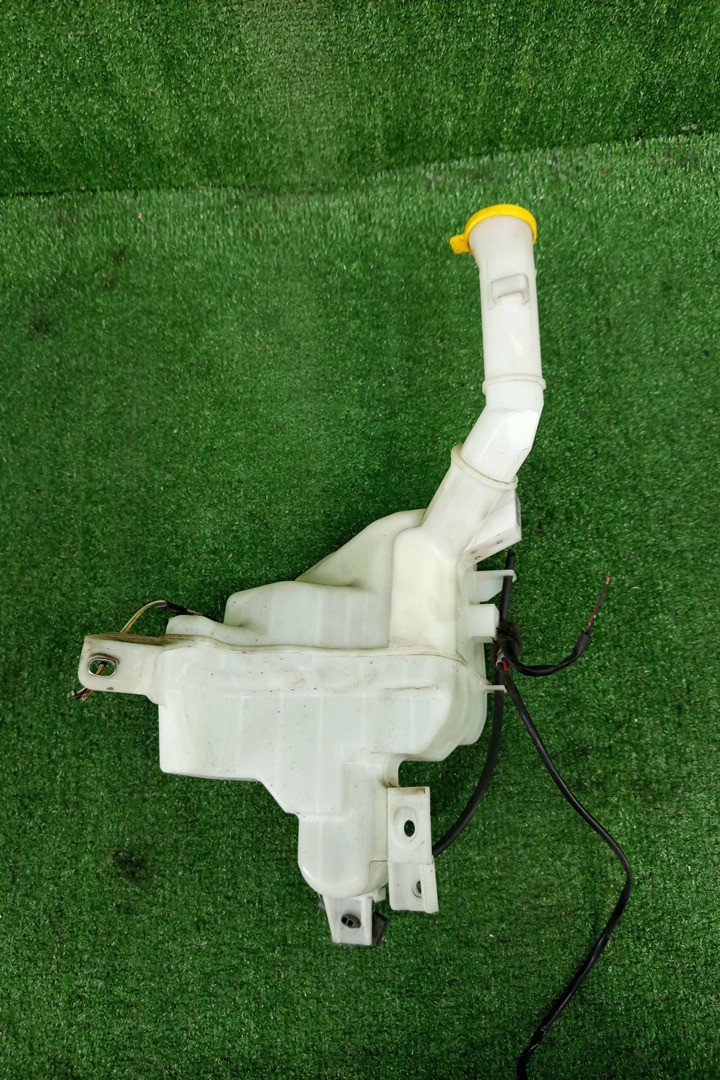 Бачок омывателя MAZDA AXELA, MAZDA 3, 3 BL6FJ, BLEFW, BL5FP, BLEAP, BLEFP, BLFFP, BL3FW, BL5FW, BLEAW, BLFFW, BL 1984 2 ракурс