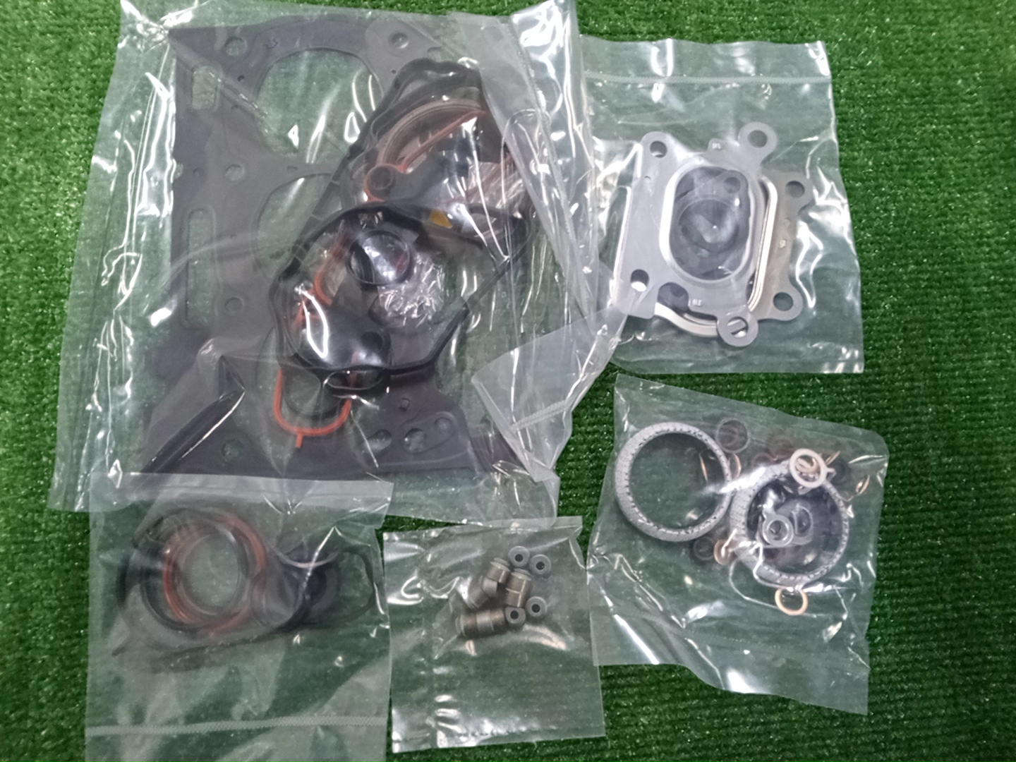 Ремкомплект двс TOYOTA RAIZE A210A 1KR-VET 04111-B1086 1 ракурс