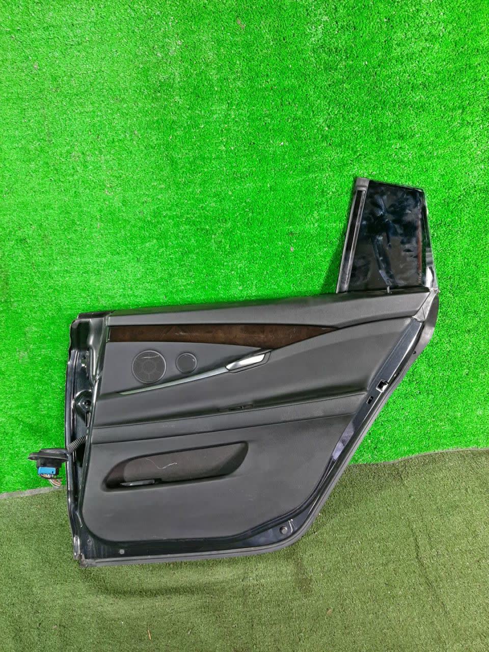 Дверь правая задняя BMW 5-Series Gran Turismo F07 7447 4 ракурс