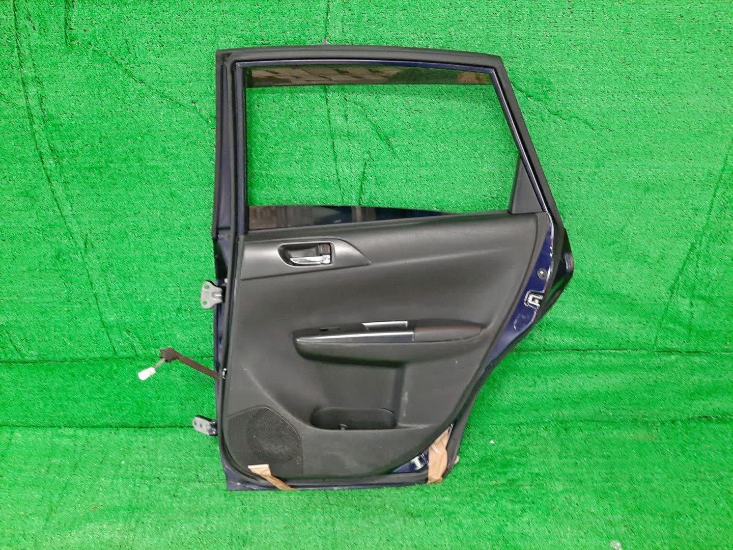 Дверь правая задняя SUBARU IMPREZA WRX STI GVF 8194 2 ракурс
