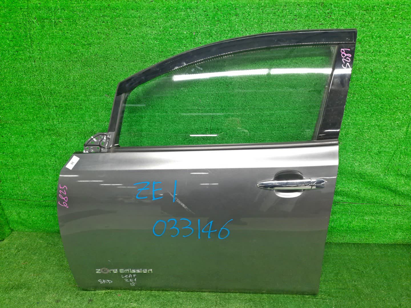 Дверь левая передняя NISSAN LEAF ZE1 6825 1 ракурс