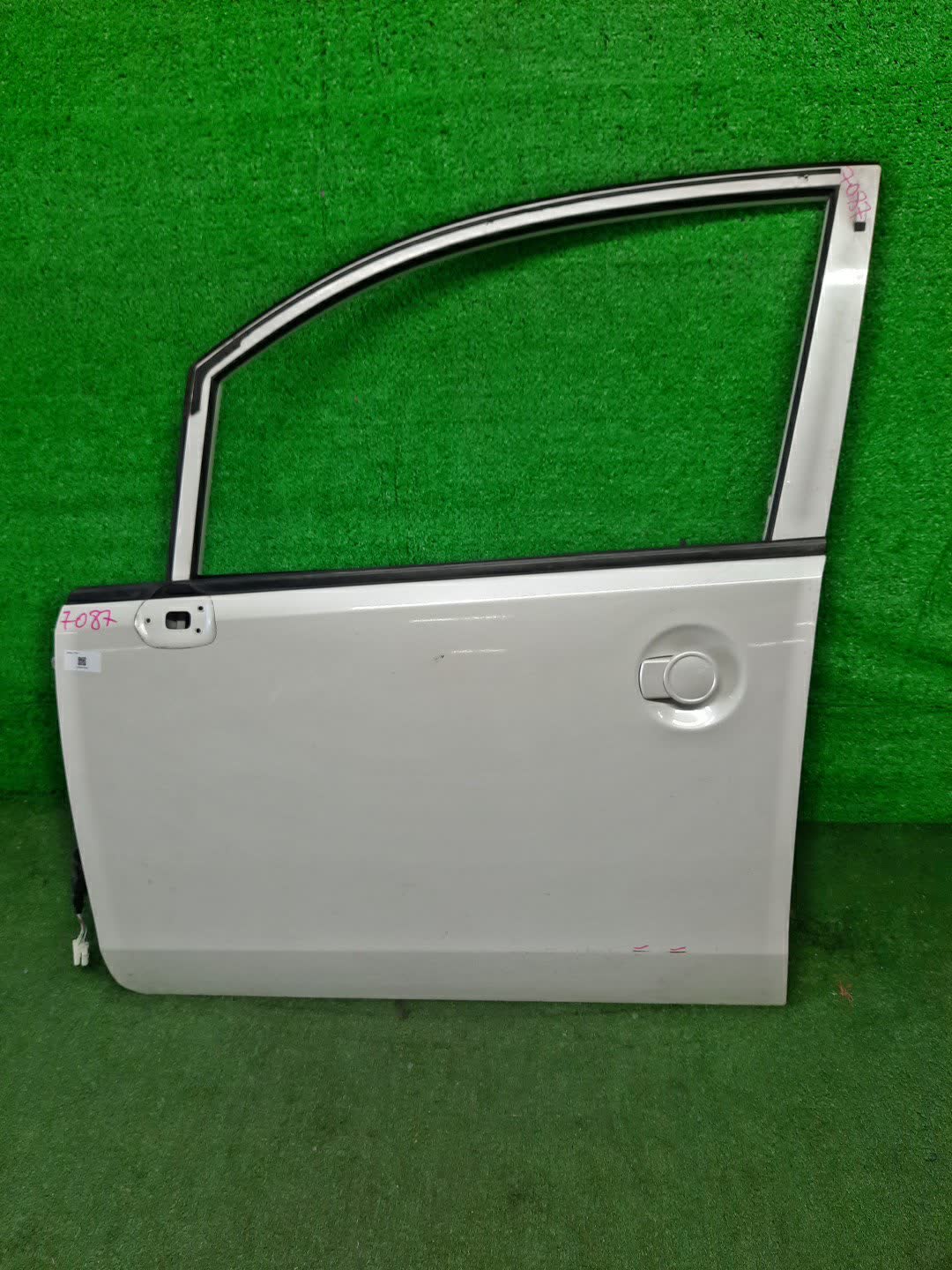 Дверь левая передняя HONDA LIFE JB7 7087 1 ракурс