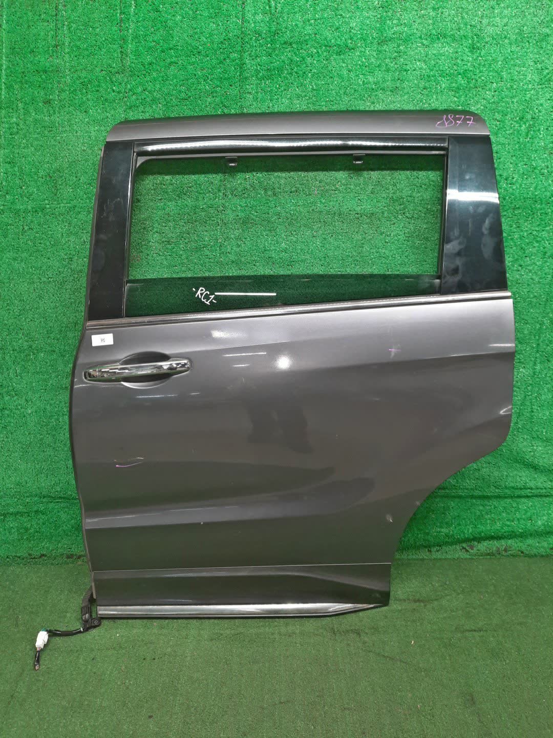 Дверь левая задняя HONDA ODYSSEY RC1 8877 1 ракурс