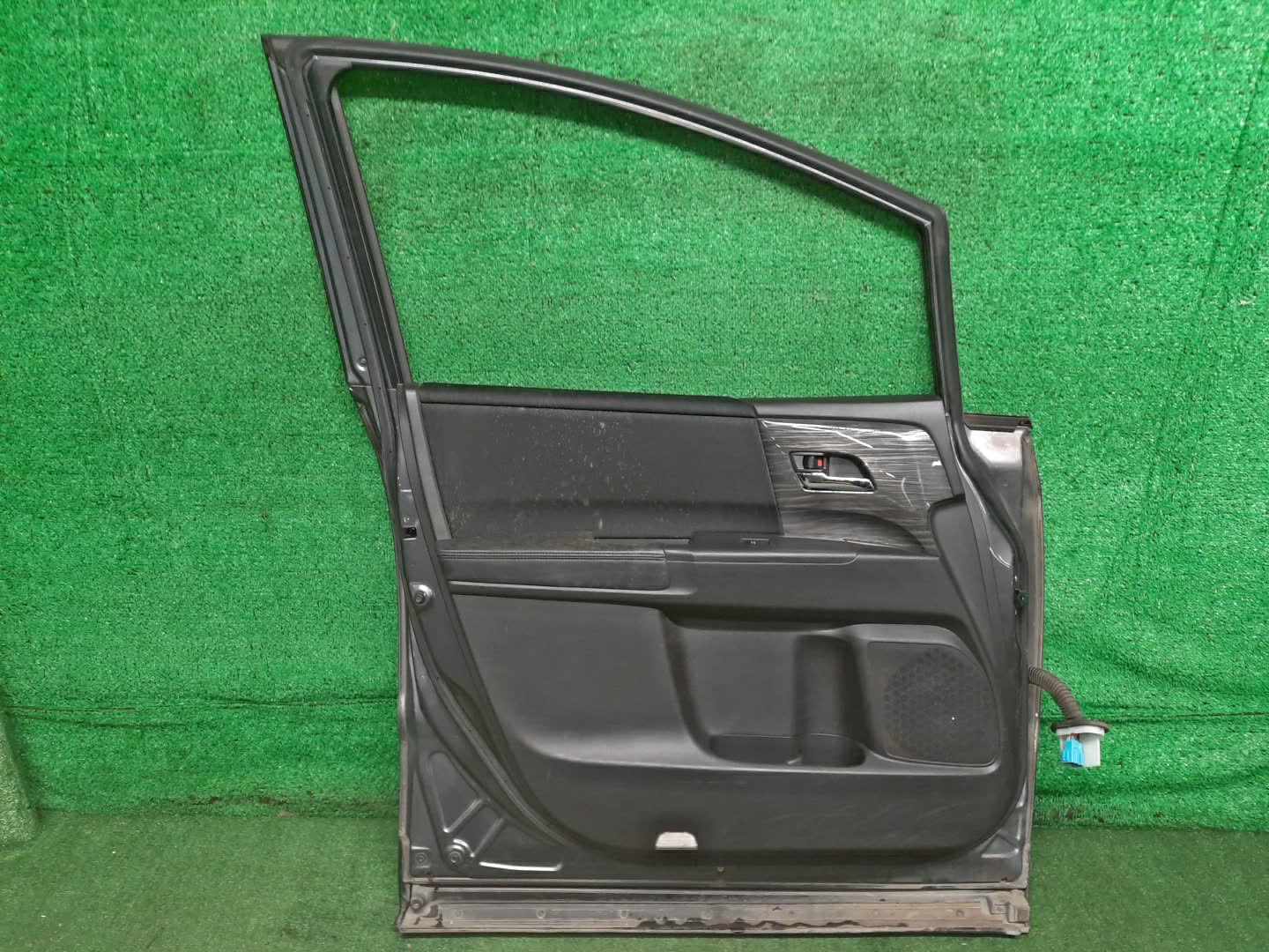 Дверь левая передняя HONDA ODYSSEY RC1 8884 2 ракурс