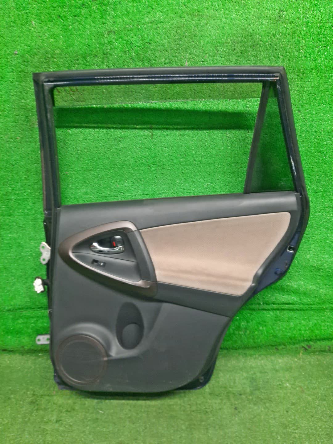 Дверь правая задняя TOYOTA VANGUARD ACA38W, GSA33W, ACA33W 9319 4 ракурс