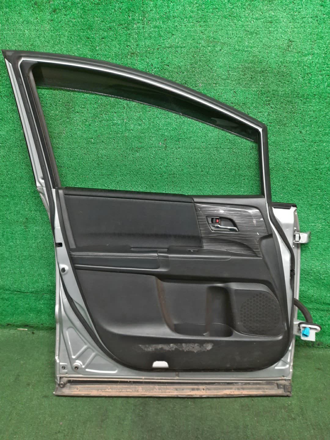 Дверь левая передняя HONDA ODYSSEY RC1 9805 3 ракурс