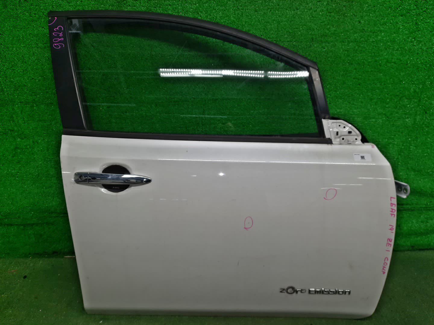 Дверь правая передняя NISSAN LEAF ZE1 9823 1 ракурс