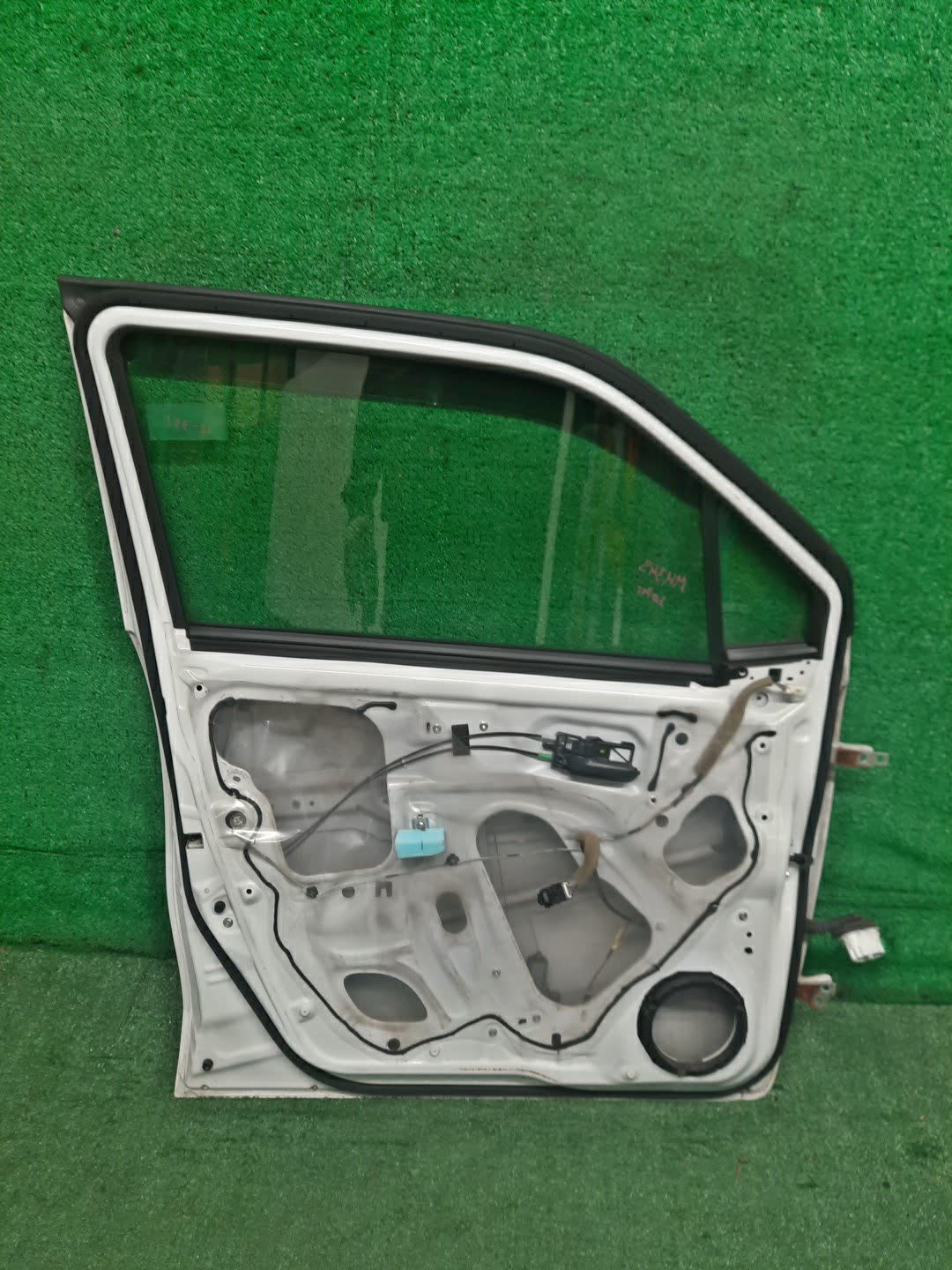 Дверь левая передняя SUZUKI WAGON R MH34S 0126 3 ракурс