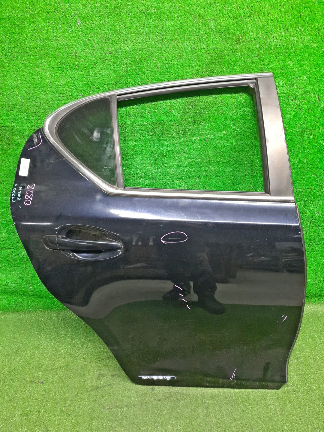 Дверь правая задняя LEXUS CT200H ZWA10 0828 1 ракурс
