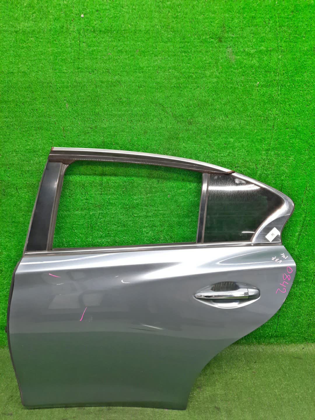 Дверь левая задняя NISSAN SKYLINE HV37 0842 1 ракурс Дверь левая задняя NISSAN SKYLINE HV37 0842 1 ракурс