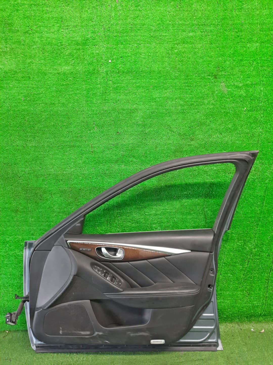 Дверь правая передняя NISSAN SKYLINE HV37 0862 4 ракурс